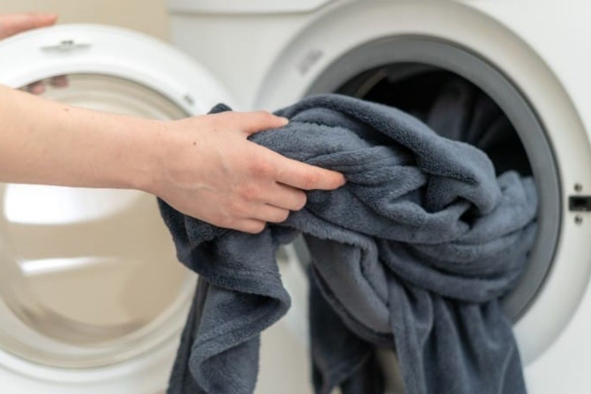 How To Wash Sherpa Jacket Or Blanket Correctly
