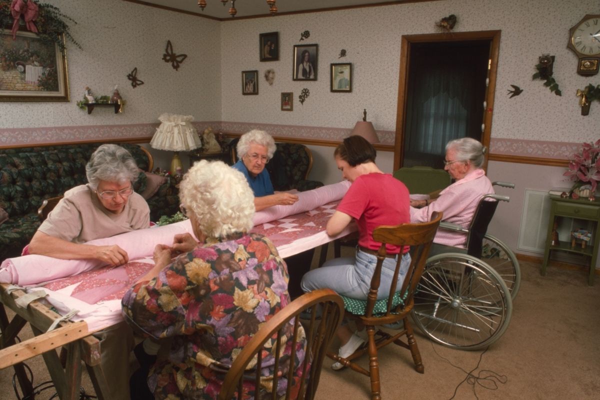 9 Hand Quilting Frames You Will Love