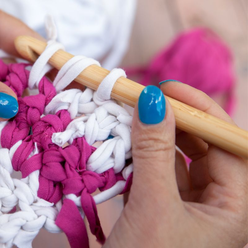 popcorn crochet stitching