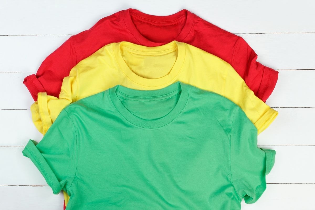 The Complete Guide To Resizing An Oversized Shirt 