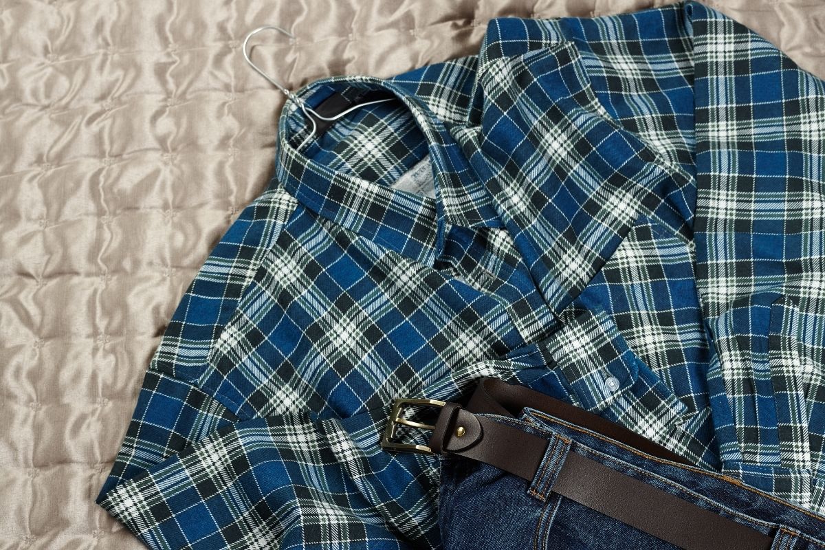 The Complete Guide To Resizing An Oversized Shirt 