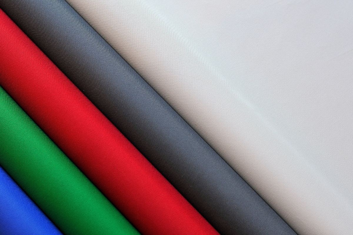 The Ultimate Guide On How To Dye Polyester