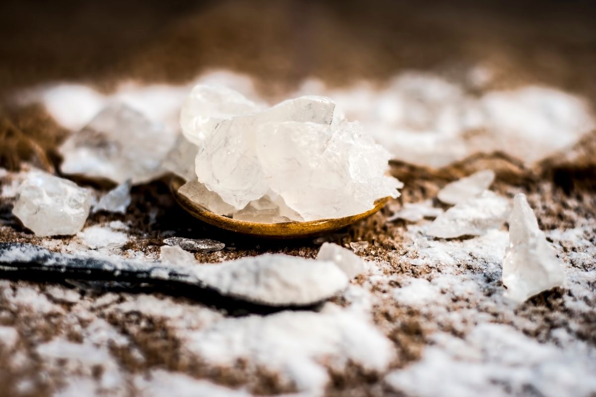 How To Dye Silk Scarves, Dresses, And Flowers At Home