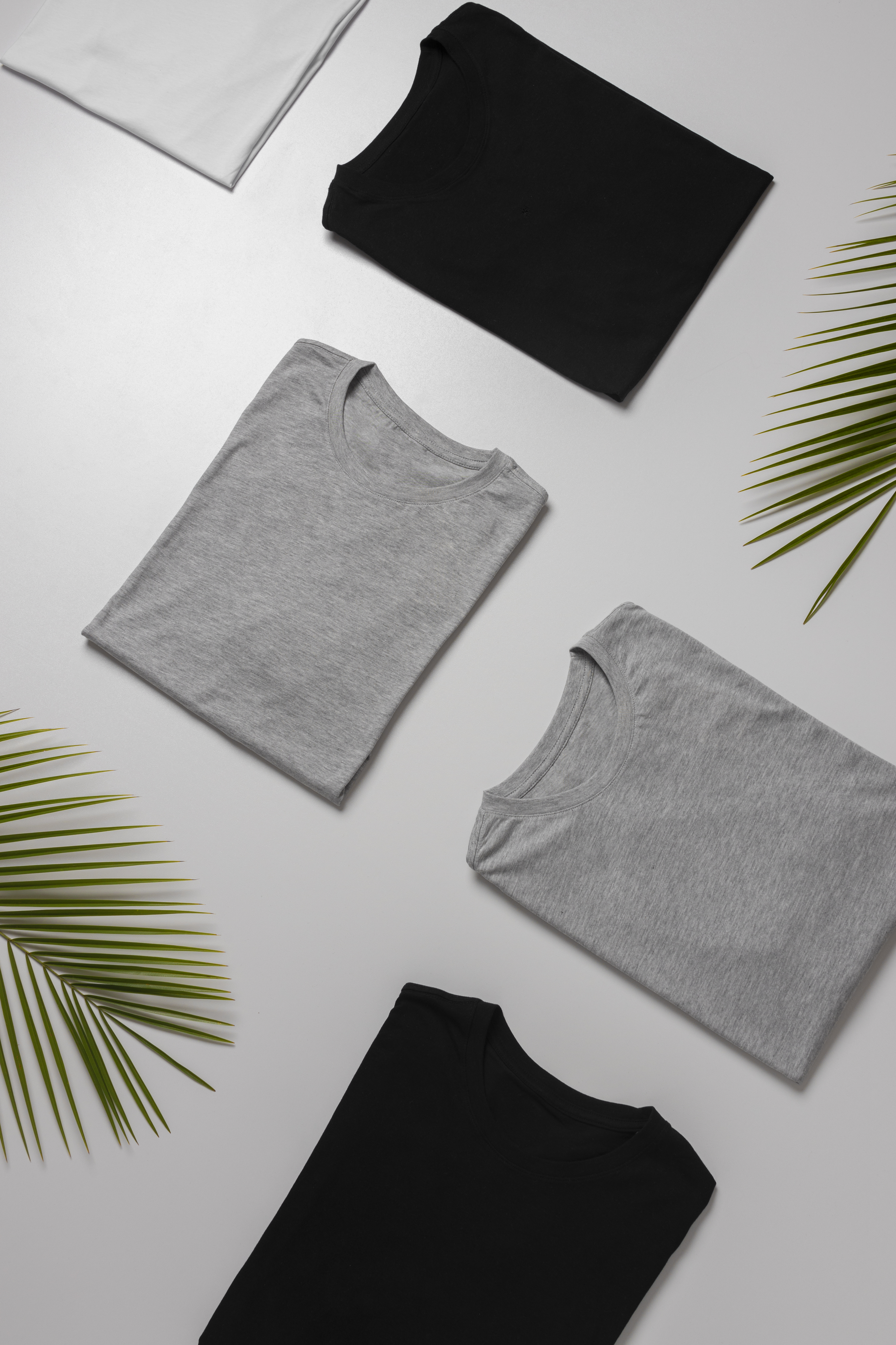 Crew Neck Vs. Round Neck