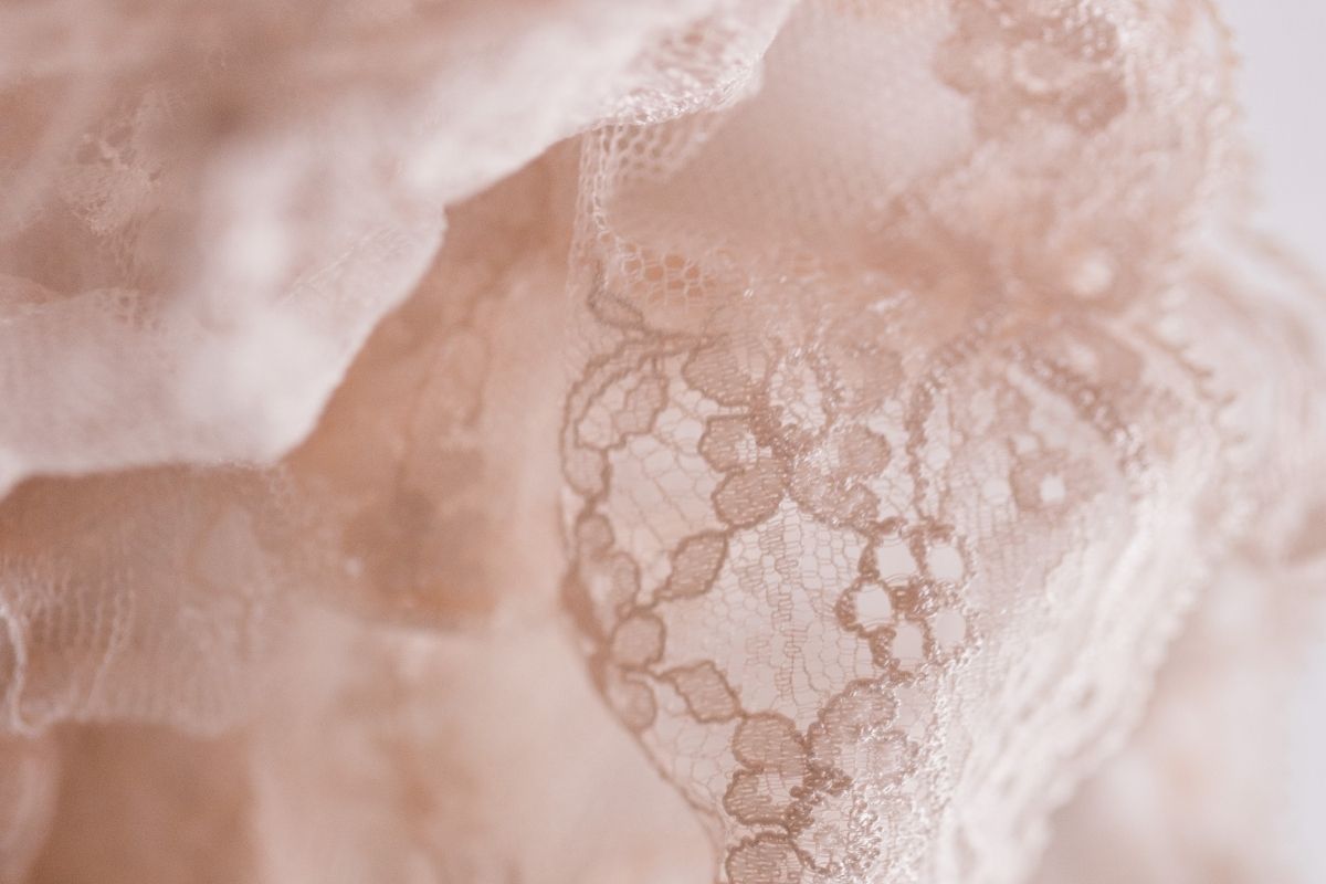 Stretchy Fabrics To Improve Your Wardrobe