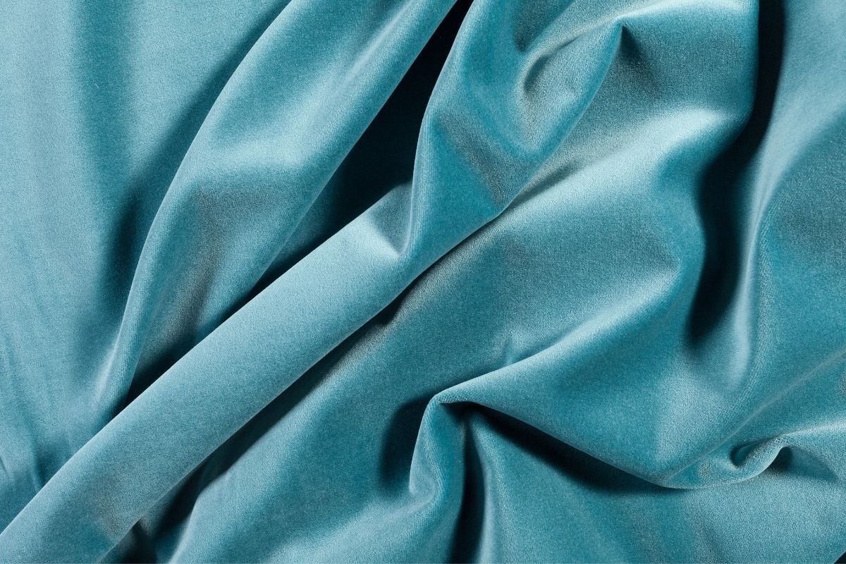 Stretchy Fabrics To Improve Your Wardrobe