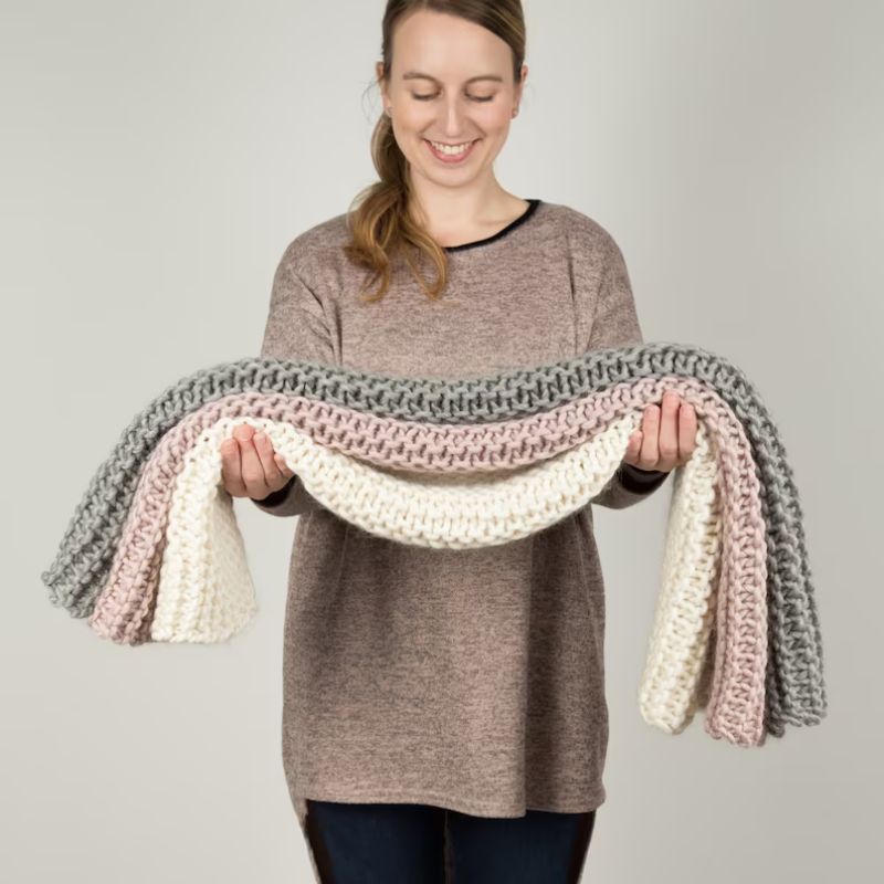 Hannah Blanket Knitting Kit
