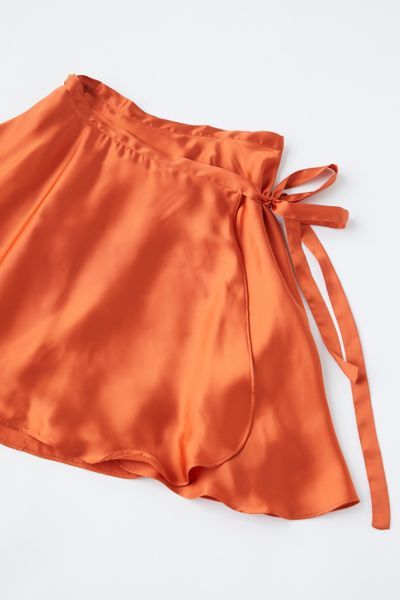 Unlocking The Secret To Satin's Breathability: Staying Cool And Comfortable