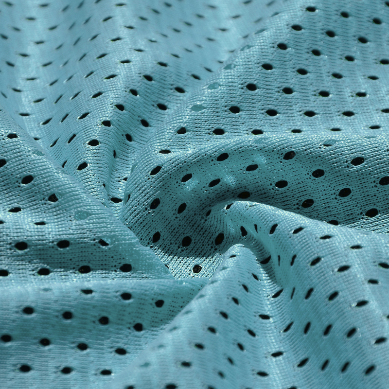 what does polyester feel like