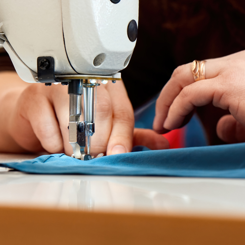 large throat sewing machine