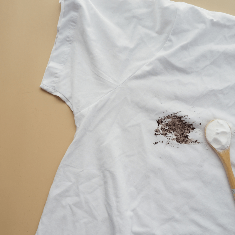 does aquaphor stain clothes